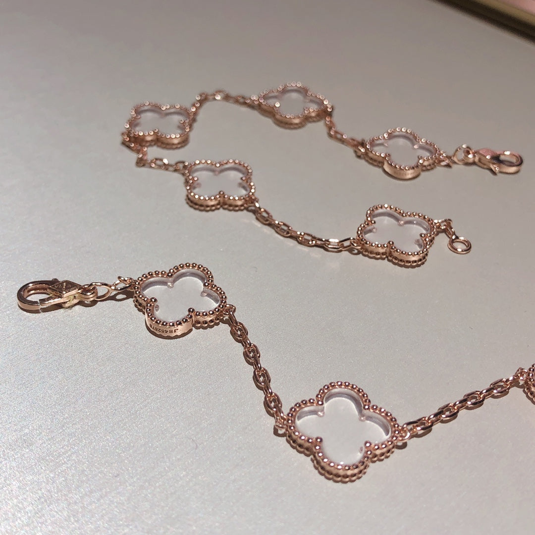 [Mysitc ]New CLOVER 5 MOTIF ROCK CRYSTAL BRACELET