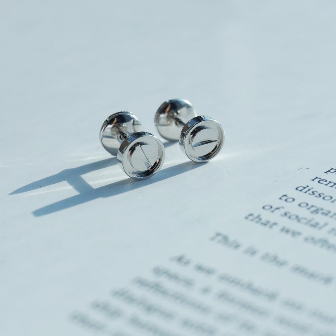 Mystic LOVE ピアス シルバー 10MM