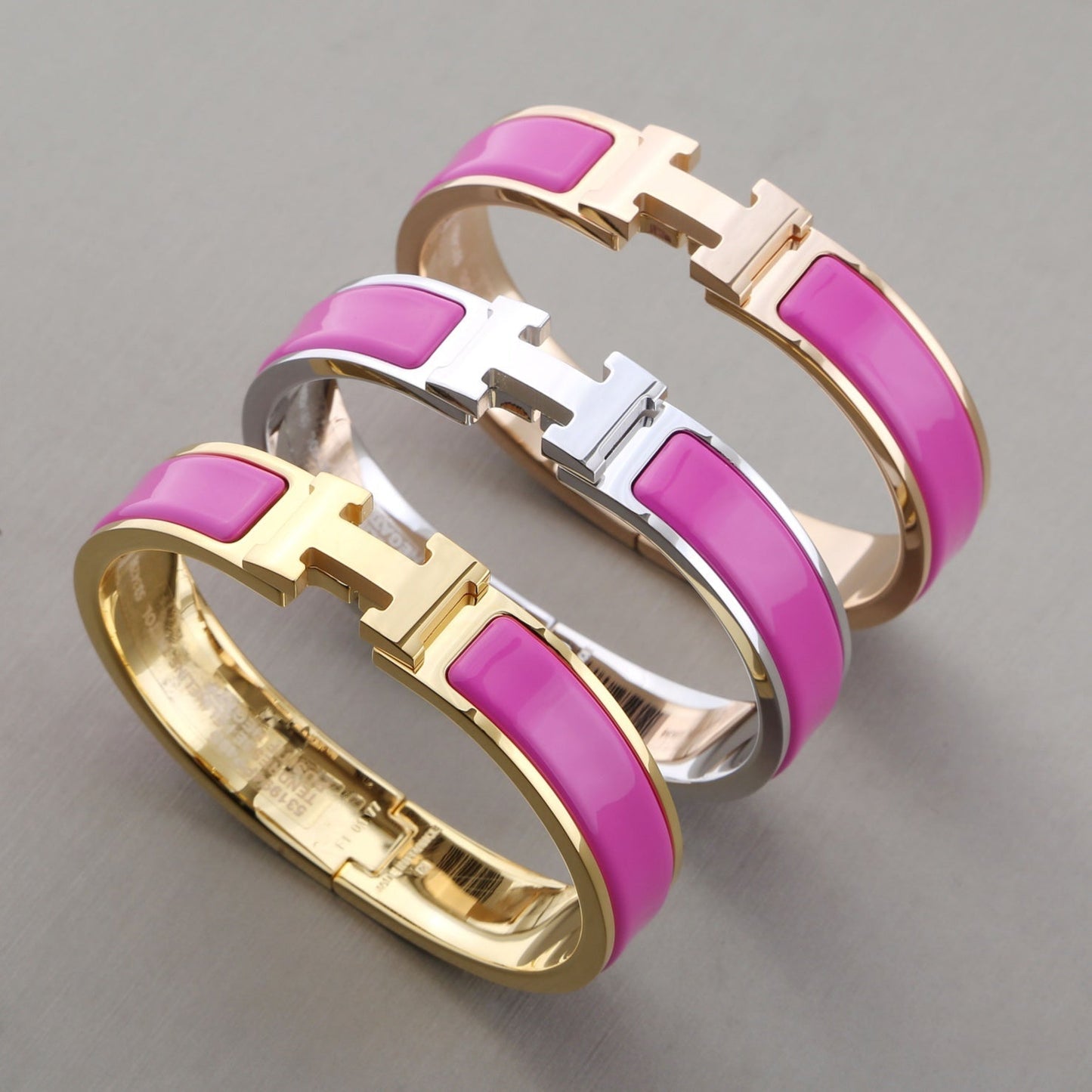 Mysitc H PURPLE BRACELET