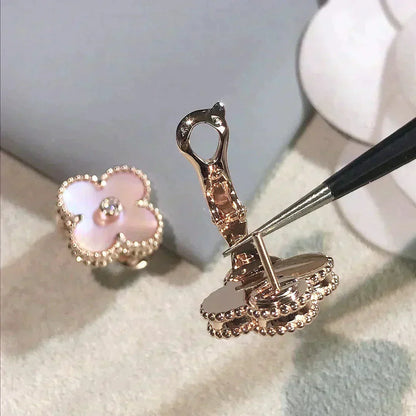 ミスティック クローバー ミディアム 1 モチーフ ピンク マザーオブパール ダイヤモンド イヤリング