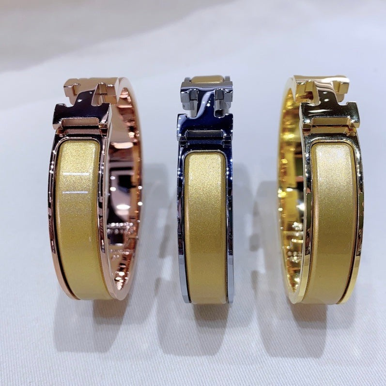 Mysitc H CHAMPAGNE BRACELET