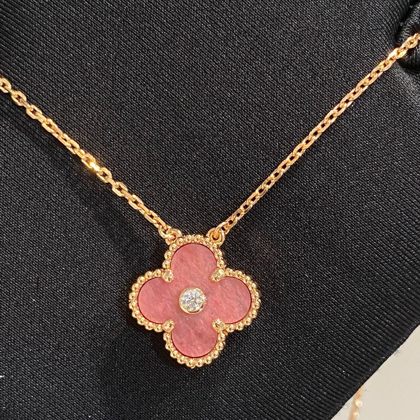 Mysitc CLOVER 15MM DIAMOND RHODONITE NECKLACE
