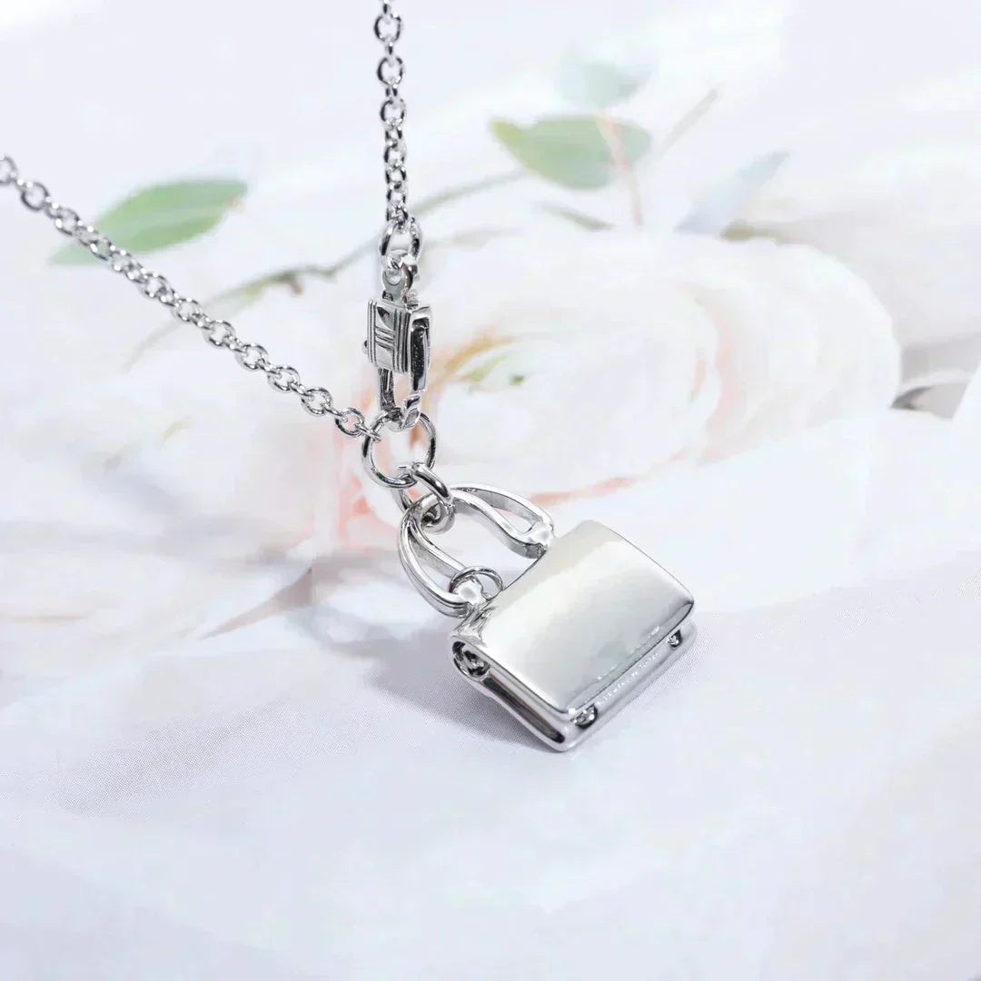 Mysitc AMULETTE PEDANT SILVER NECKLACE