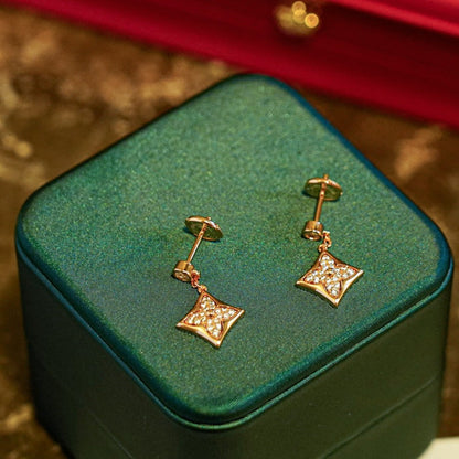 Mysitc STAR DIAMONDS EARRINGS GOLD