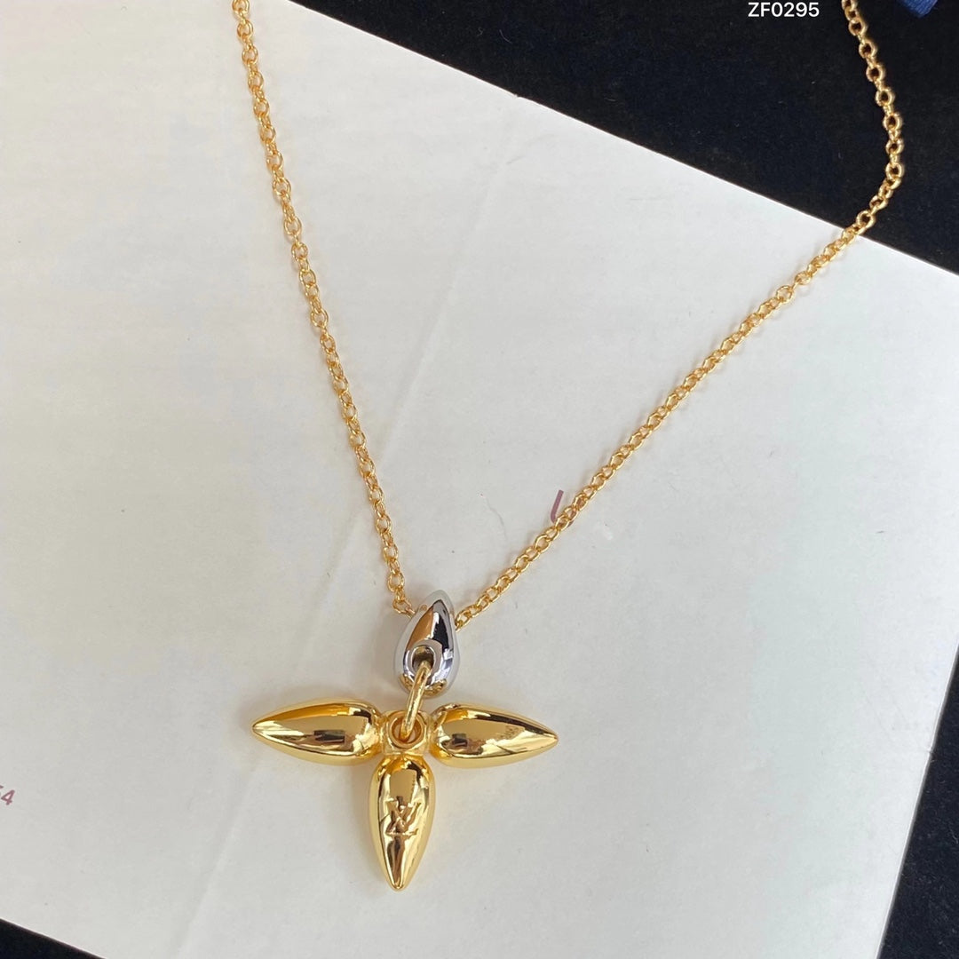 Mysitc LOUISETTE PEDANT GOLD NECKLACE