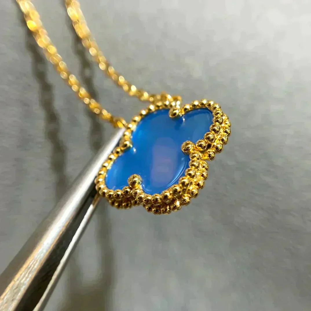 Mysitc CLOVER 15MM BLUE AGATE NECKLACE