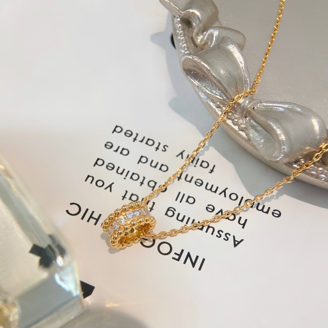 Mysitc PERLEE DIAMOND NECKLACE