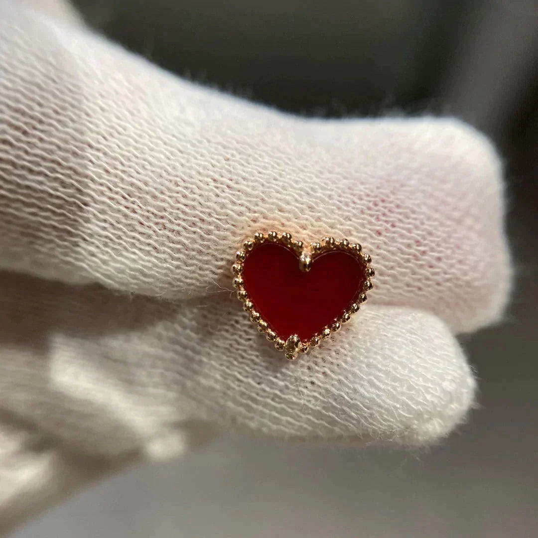 Mysitc HEART CARNELIAN STUD EARRINGS
