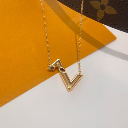 Mysitc VOLTE UPSIDE DOWN NECKLACE
