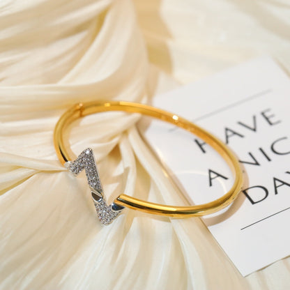 Mysitc VOLTE UPSITE DOWN GOLD DIAMOND BRACELET