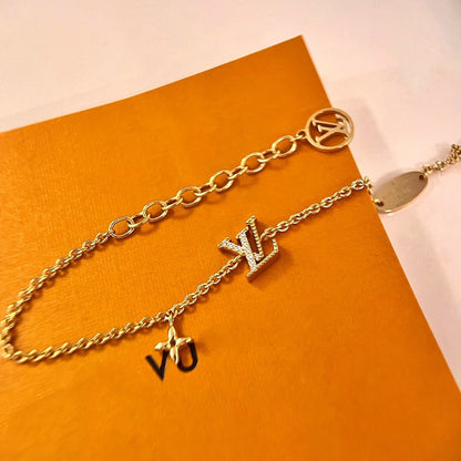 Mysitc LOGO STAR MOTIF GOLD BRACELET