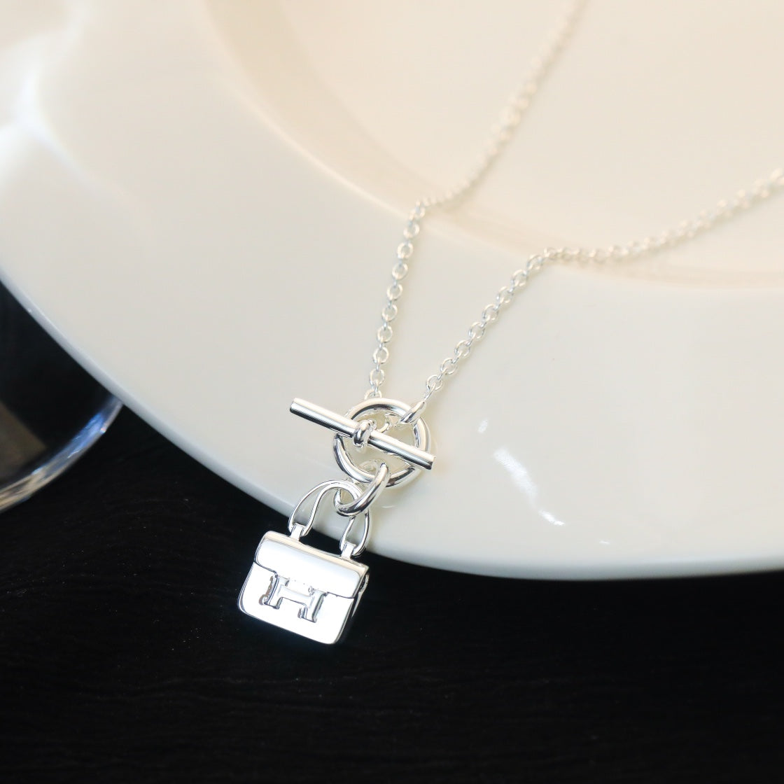 Mysitc POP H PEDANT SILVER NECKLACE