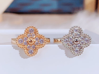 Mysitc CLOVER DIAMOND RING