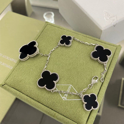 Mysitc CLOVER 5 MOTIFS SIVLER ONYX BRACELET
