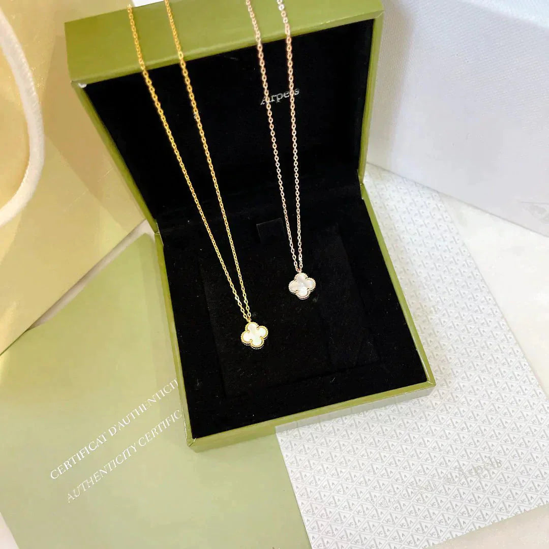 Mysitc CLOVER MINI 9.5MM WHITE MOTHER-OF-PEARL NECKLACE