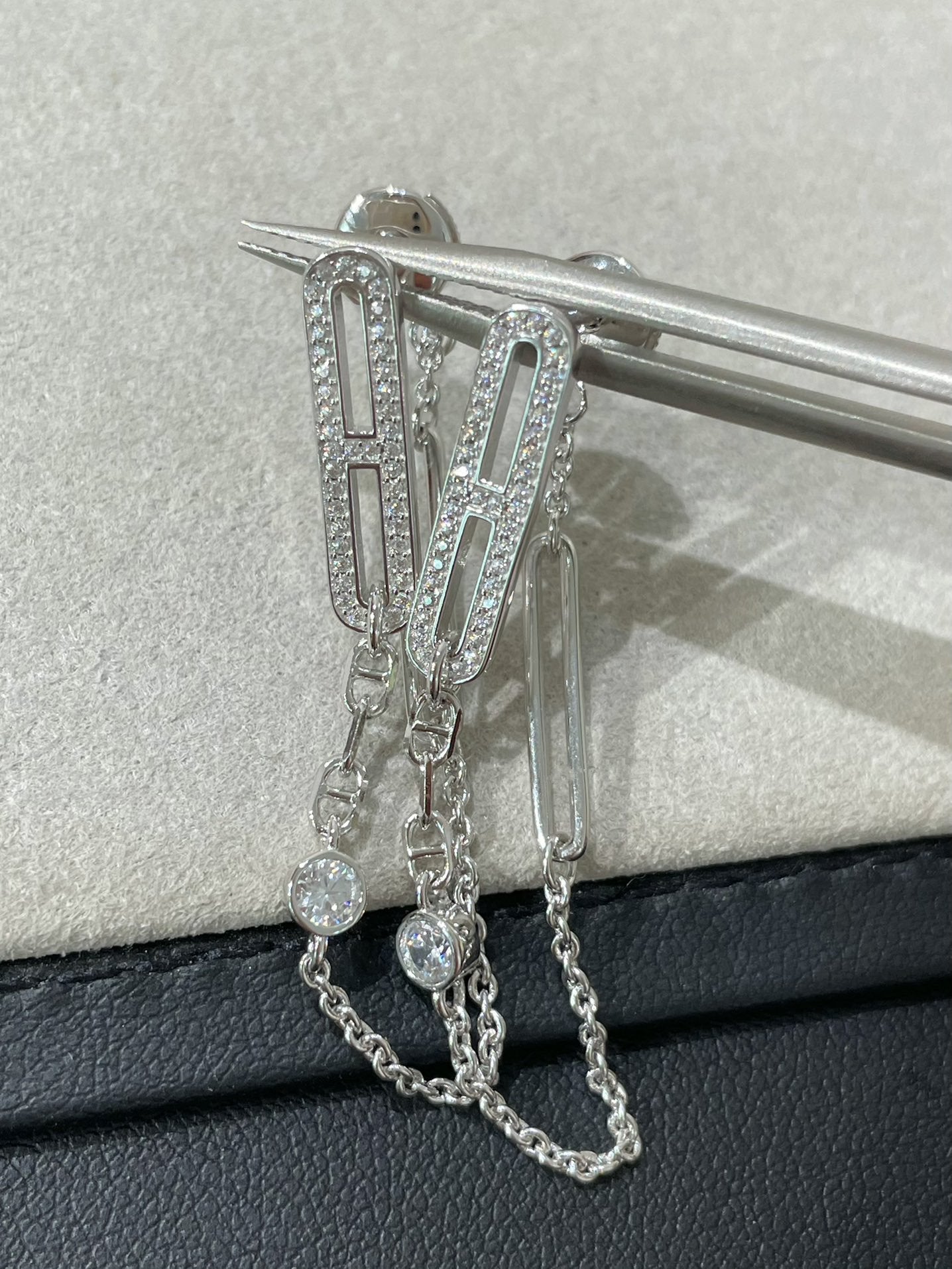 Mysitc CHAINE CHAOS DIAMOND DROP EARRINGS