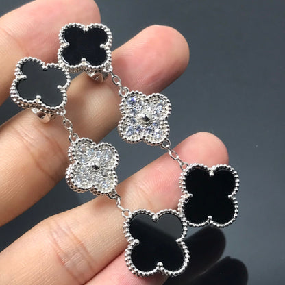 Mysitc CLOVER 3 MOTIF DIAMOND ONYX SILVER EARRINGS