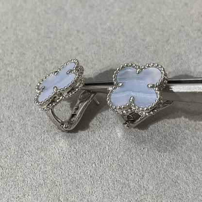 Mysitc CLOVER CHALCEDONY SILVER STUD EARRINGS