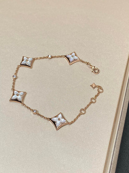 Mysitc STAR 4 MOTIF MOP DIAMOND PINK GOLD BRACELET