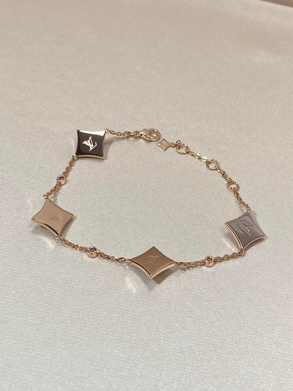 Mysitc STAR 4 MOTIF MOP DIAMOND PINK GOLD BRACELET