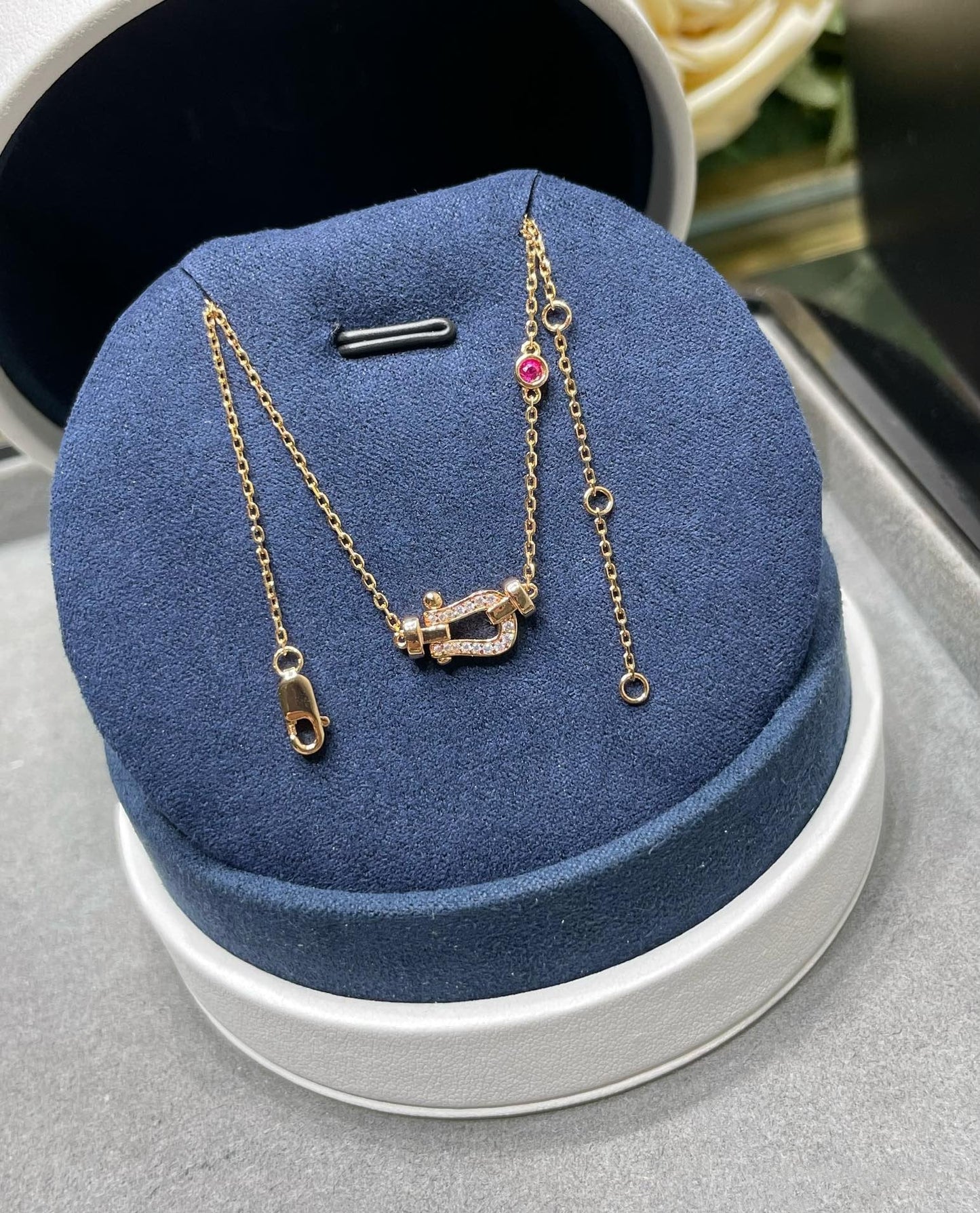 Mysitc FORCE 10 DIAMOND PINK GOLD NECKLACE