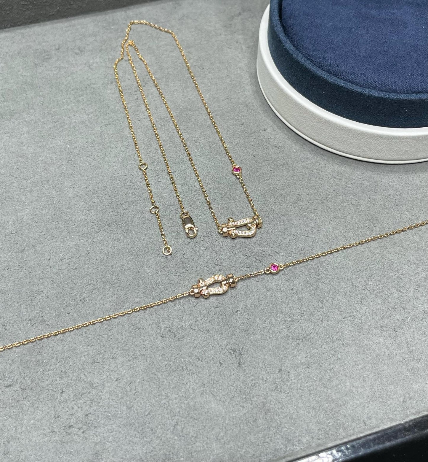 Mysitc FORCE 10 DIAMOND PINK GOLD NECKLACE