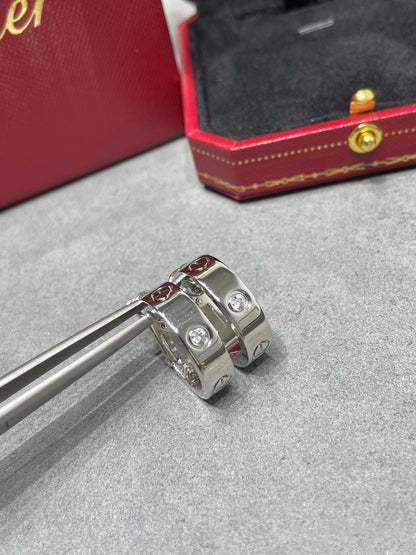 Mysitc LOVE 5.5MM 1 DIAMOND EARRINGS