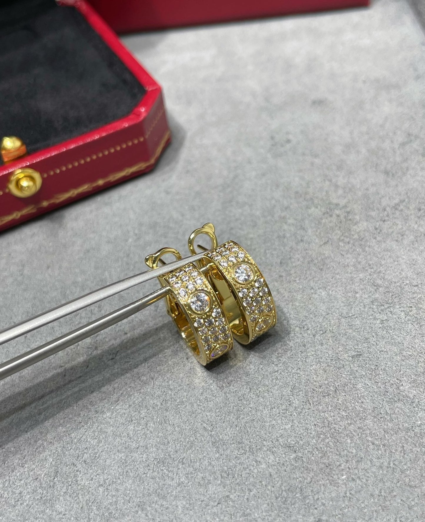Mysitc LOVE 5.5MM DIAMOND PAVED EARRINGS