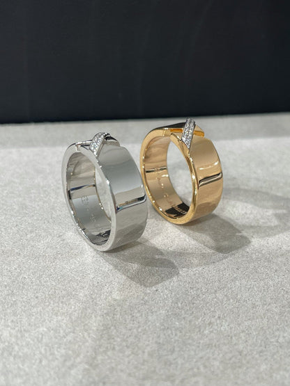 Mysitc LIENS EVIDENCE DIAOMOND RING