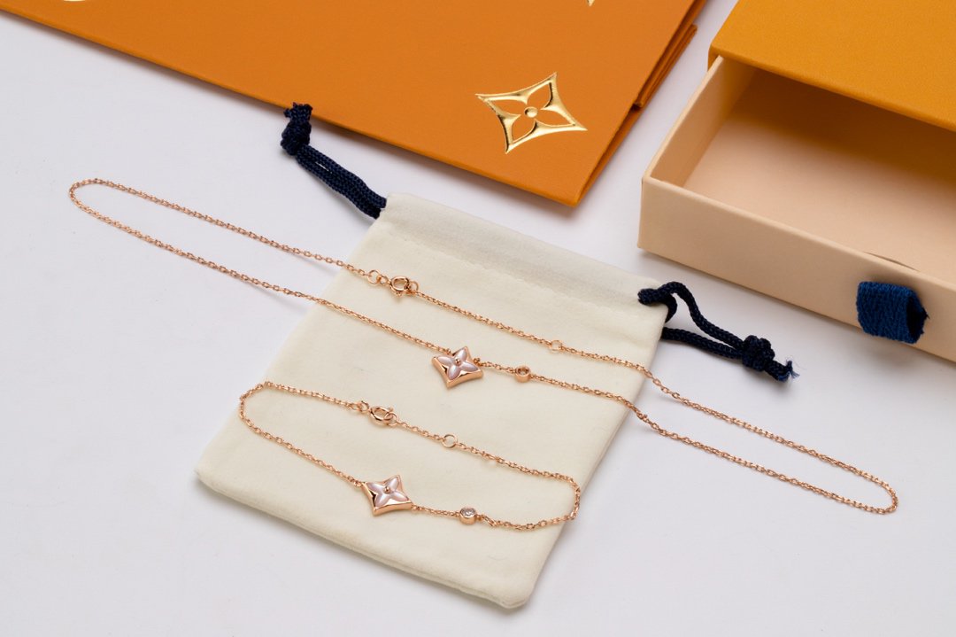 Mysitc STAR PINK MOP 1 DIAMOND PINK GOLD NECKLACE