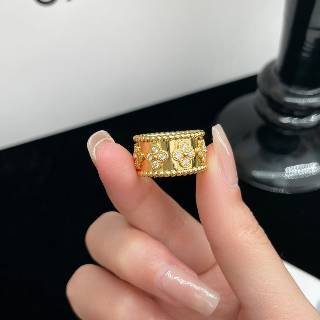 Mysitc PERLEE DIAMOND LARGE RING