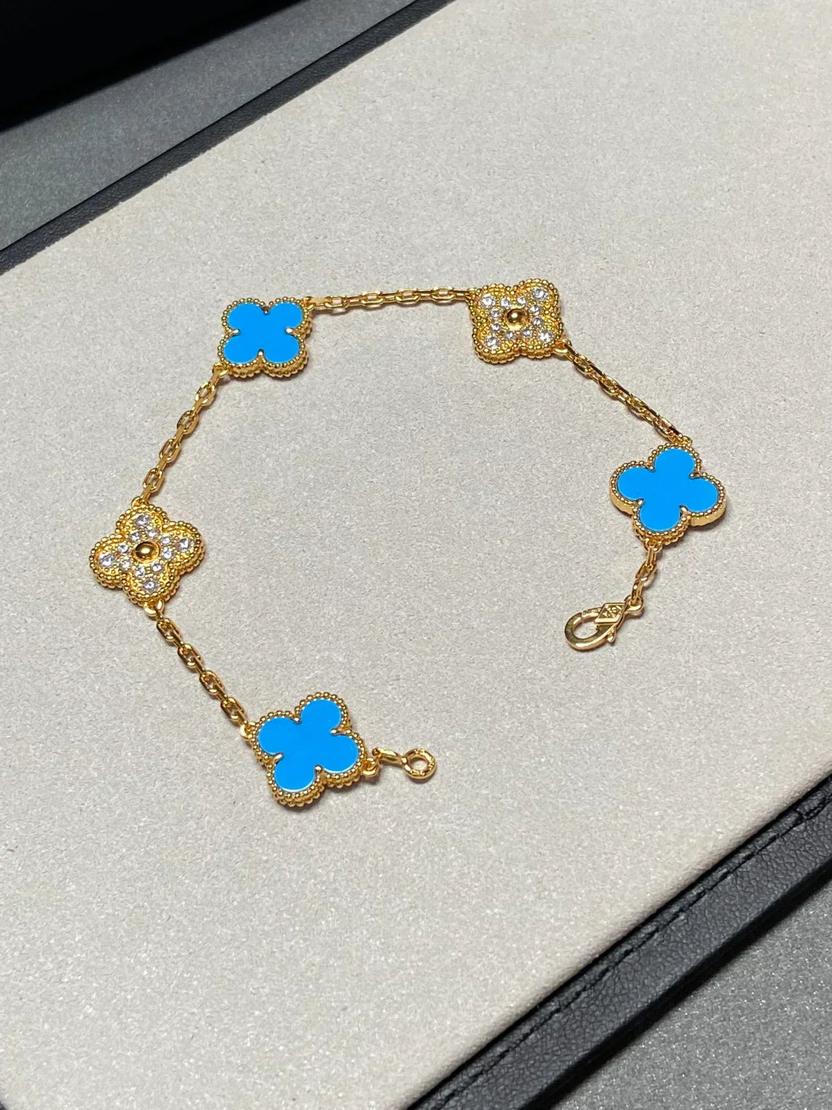 [Mysitc ]New CLOVER 5 MOTIF BLUE AGATE BRACELET COLLECTION