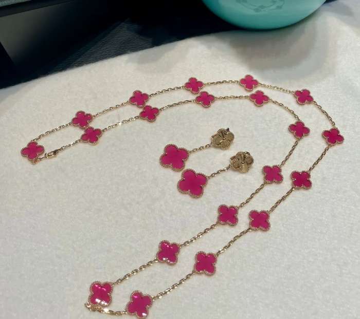 Mystic 26 NEW PINK BUBBLE ENAMEL SET