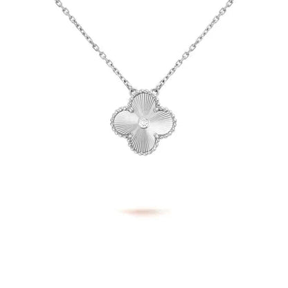 Mysitc CLOVER  15MM DIAMOND LASER NECKLACE SILVER