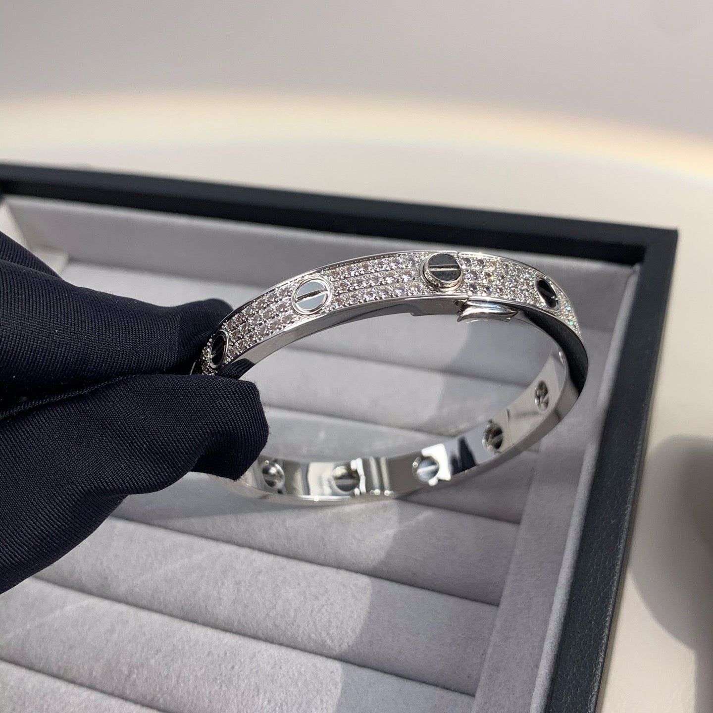 Mysitc LOVE BRACELET 6.1MM DIAMOND-PAVED CERAMIC