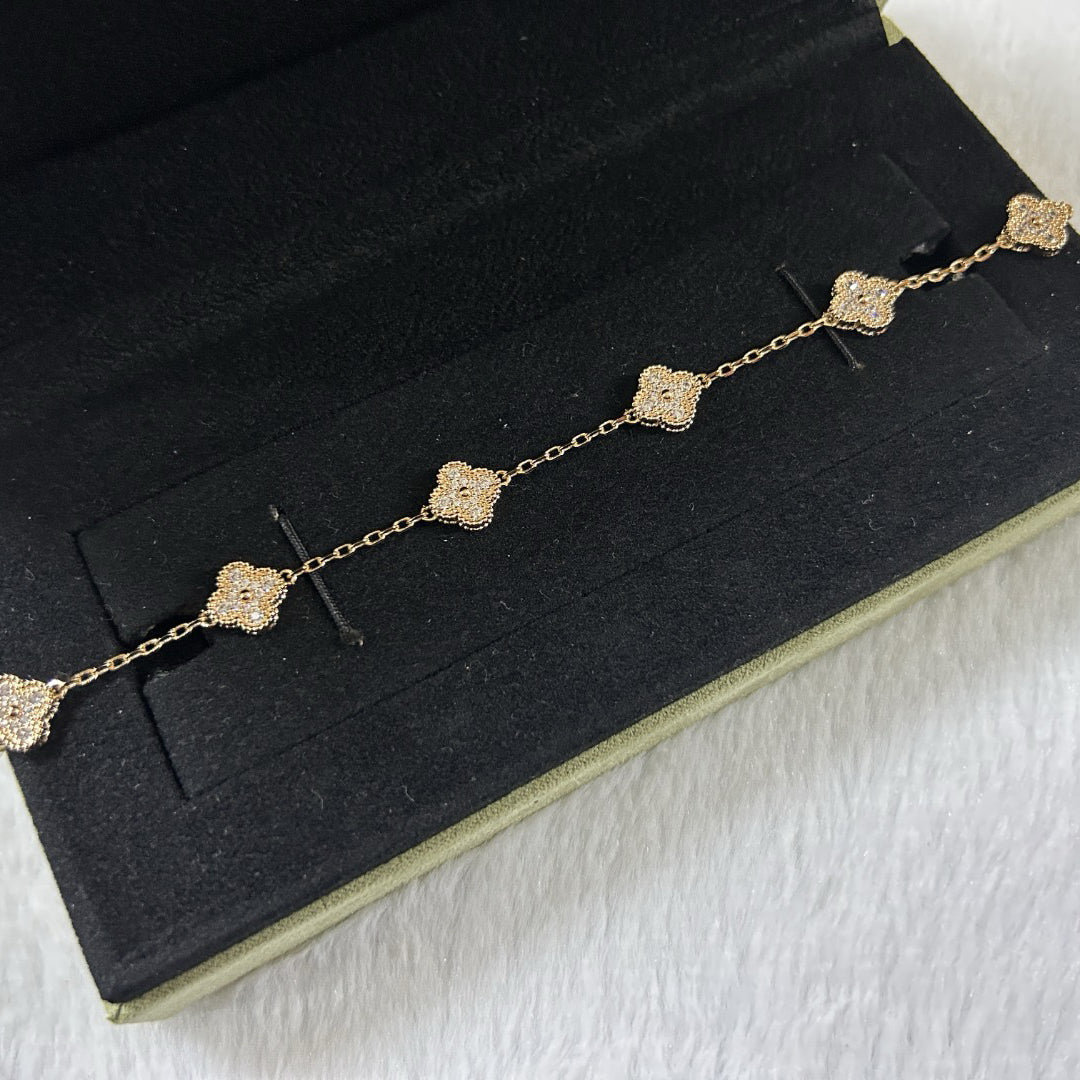 [Mysitc ]New CLOVER 6 MOTIF DIAMOND BRACELET
