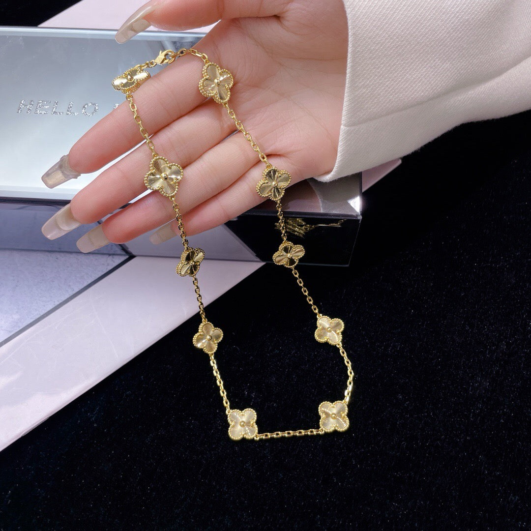 Mysitc CLOVER 10 MOTIFS LASER NECKLACE