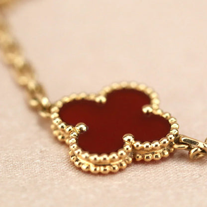[Mysitc ]New  CLOVER 5 MOTIF RED CORNELIAN BRACELET COLLECTION