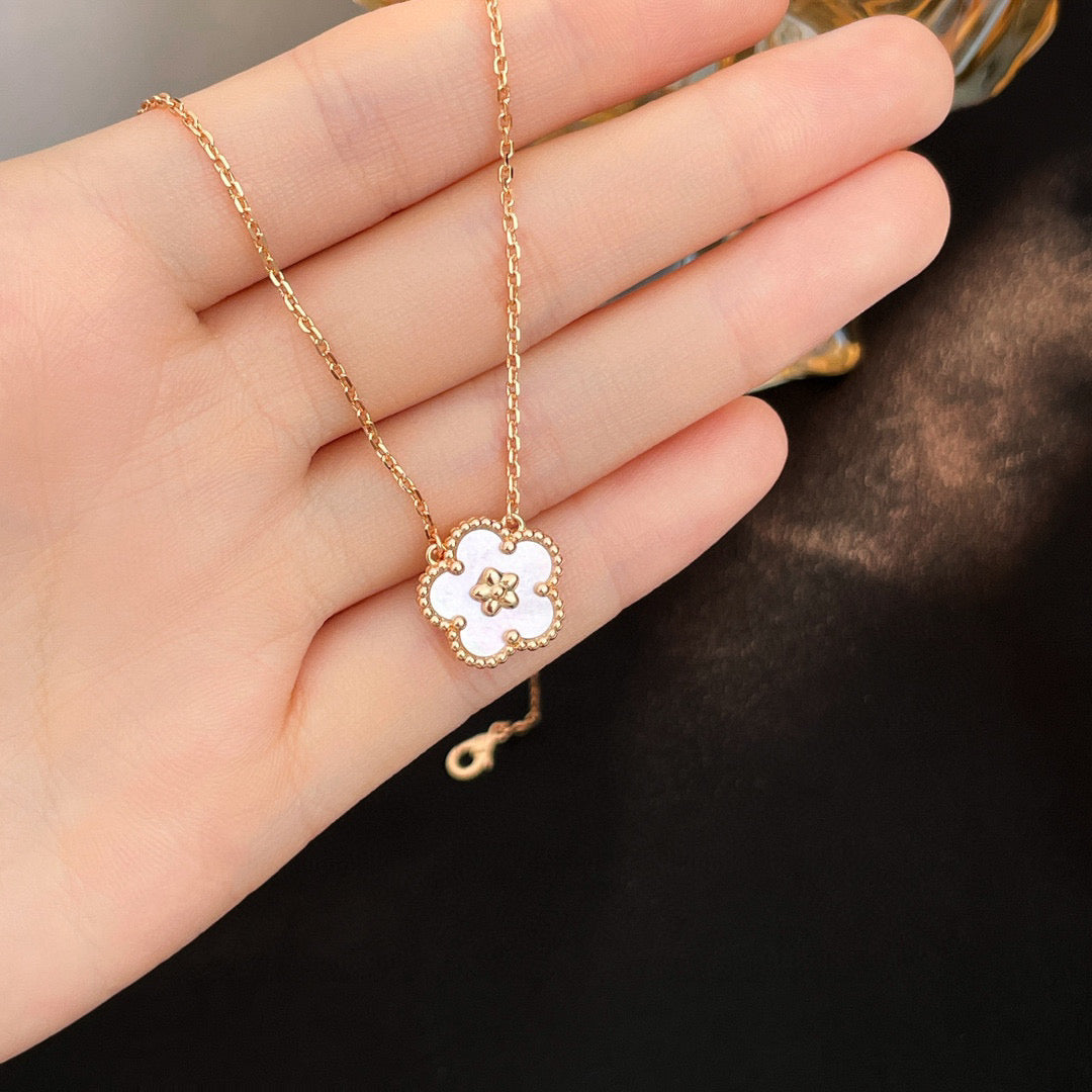 Mysitc LUCKY  WHITE MOP  PLUM BLOSSOM NECKLACE