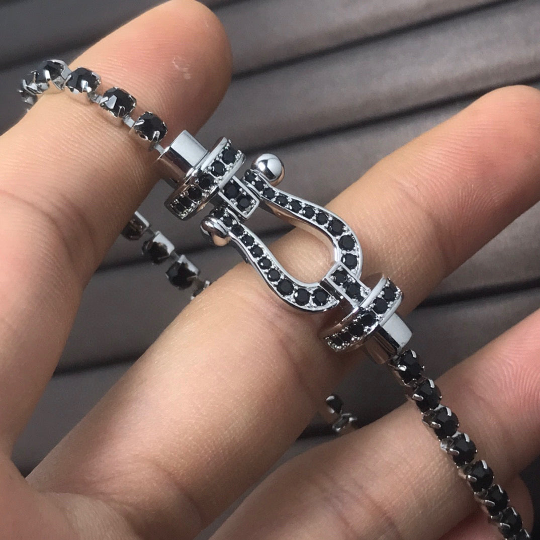 Mysitc FORCE  LARGE HORSESHOE FULL DIAMOND TENNIS BRACELET