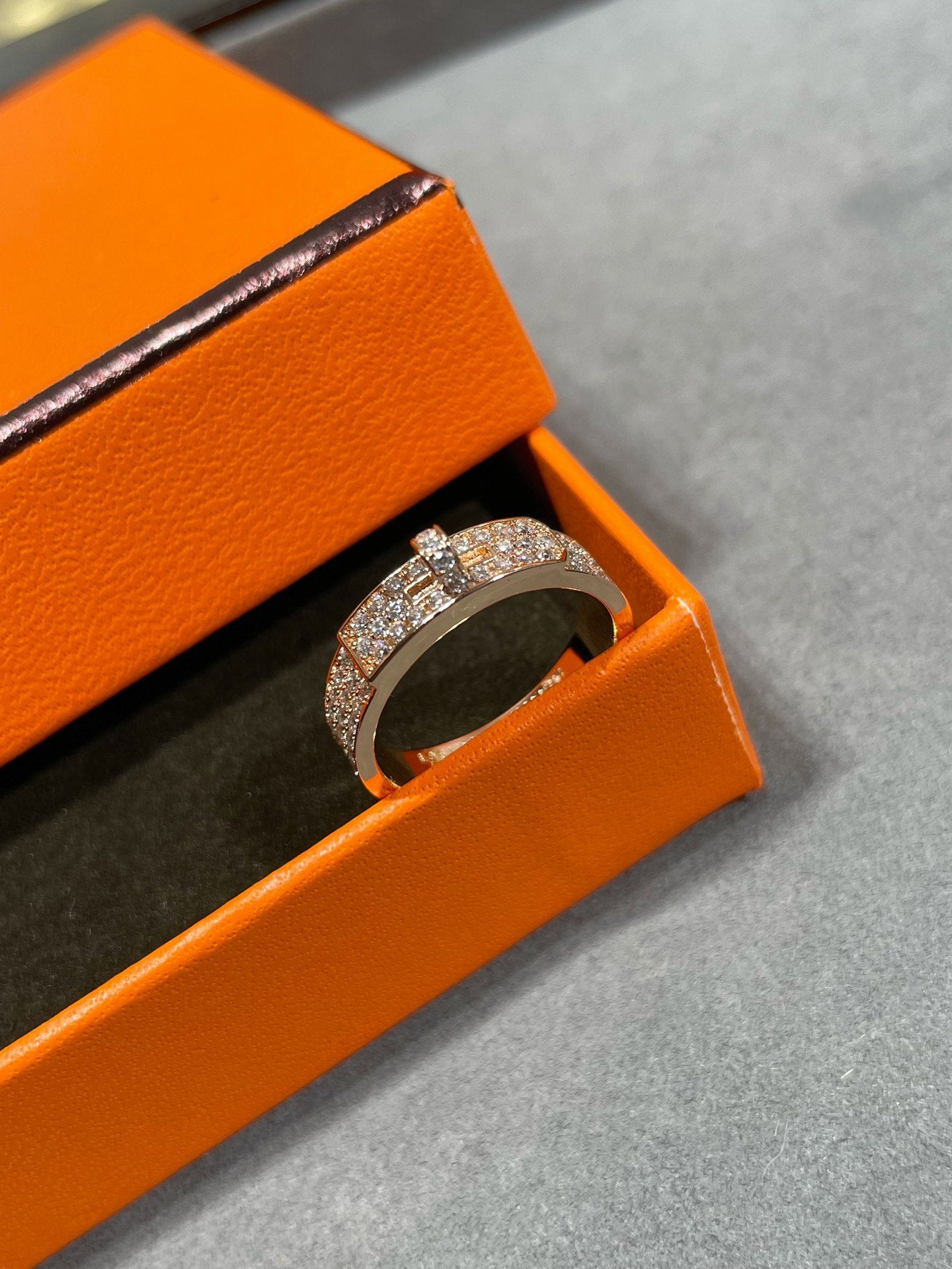 Mysitc KELLY PINK GOLD DIAMOND RING