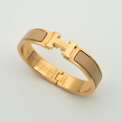 Mysitc H GREY BRACELET