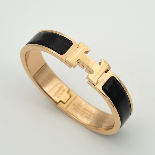 Mysitc H BLACK BRACELET