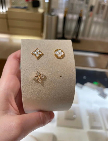 Mysitc STAR BLOSSOM STUD EARRINGS PINK GOLD DIAMONDS