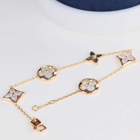 Mysitc LEAF CLOVER BRACELET