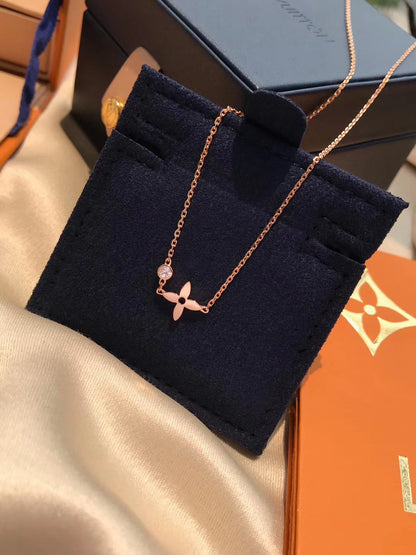 Mysitc BLOSSOM PENDANT PINK GOLD AND DIAMOND