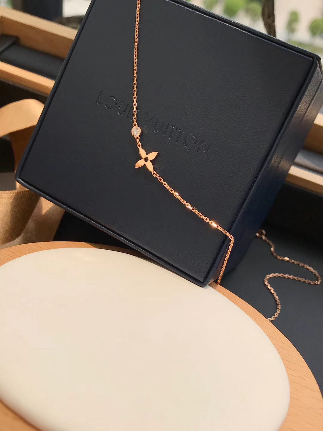 Mysitc BLOSSOM PENDANT PINK GOLD AND DIAMOND