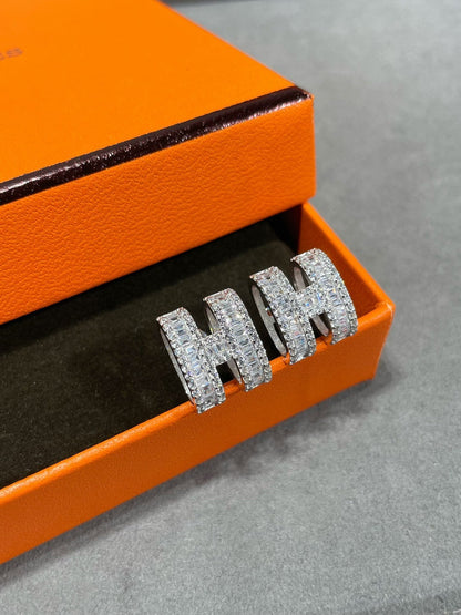 Mysitc H STUD EARRINGS WITH SILVER DIAMONDS