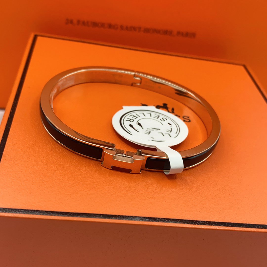 Mysitc CLASSIC HM CLIC BLACK 8MM ENAMEL BRACELET