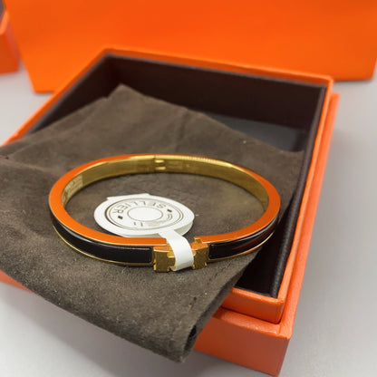 Mysitc CLASSIC HM CLIC BLACK 8MM ENAMEL BRACELET